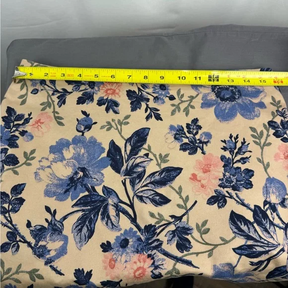 Talbots Floral Pencil Skirt Size 8 Classic Stretch Lined Workwear Spring - Picture 5 of 6